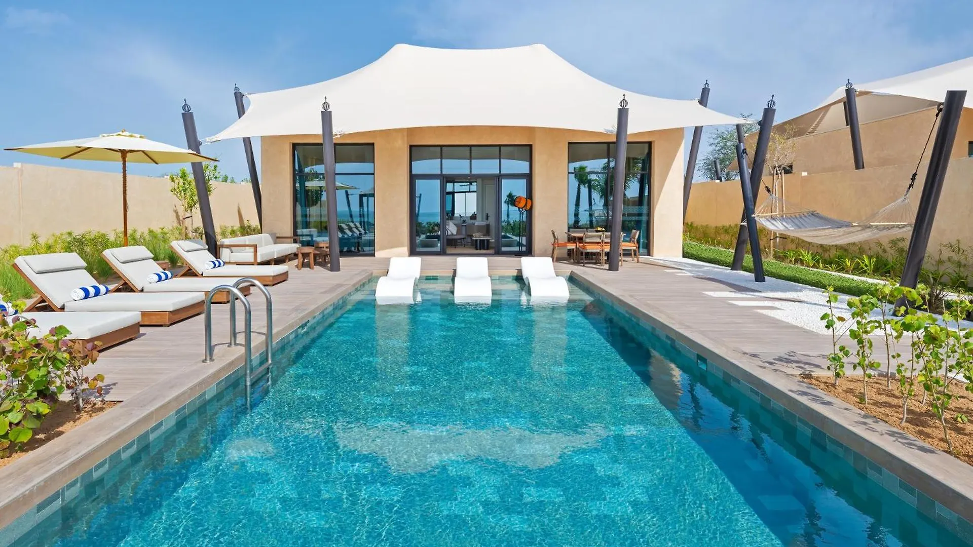 Bab Al Nojoum Hudayriyat Villas contacts